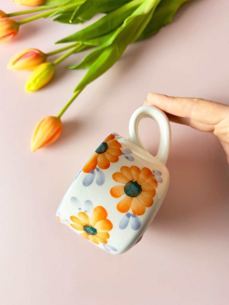 Tasse cappuccino artisanale en céramique – Modèle Flora Bloom
