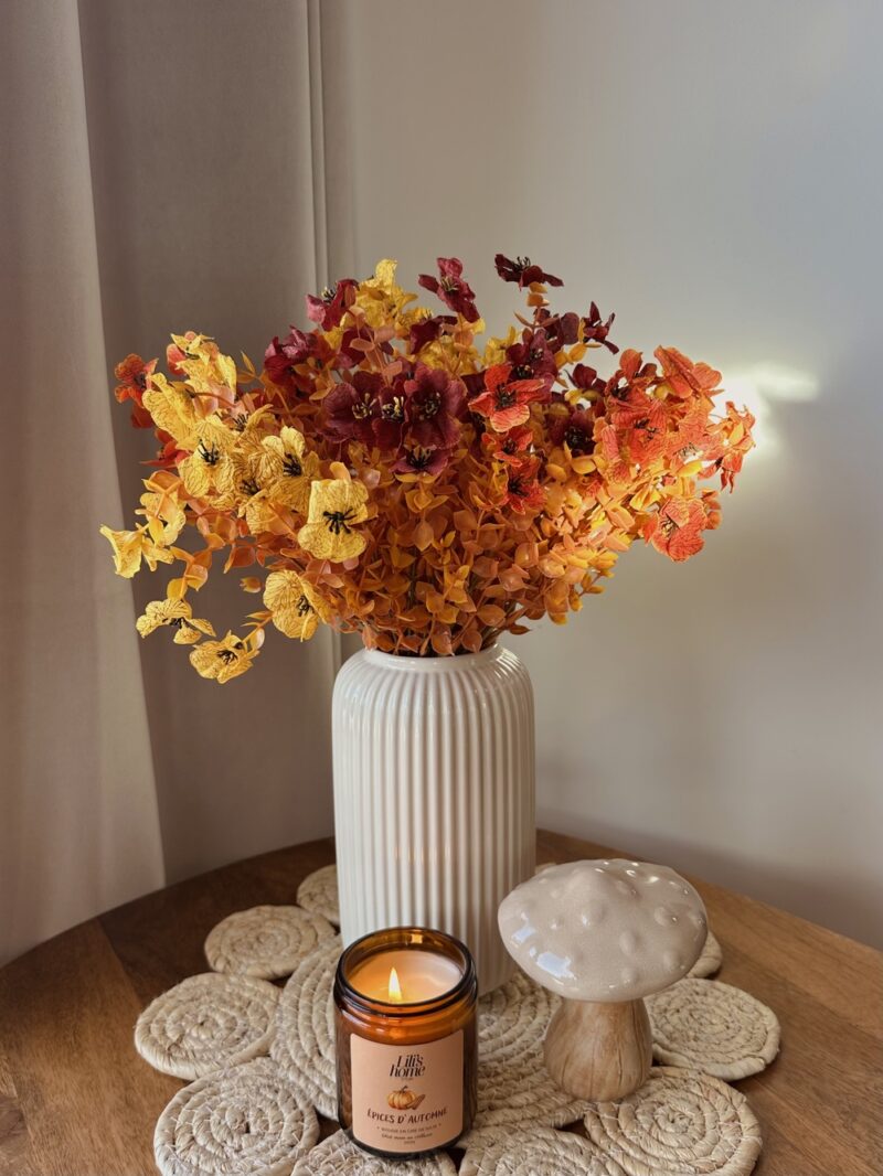 Bouquet de fleurs artificielles d’automne